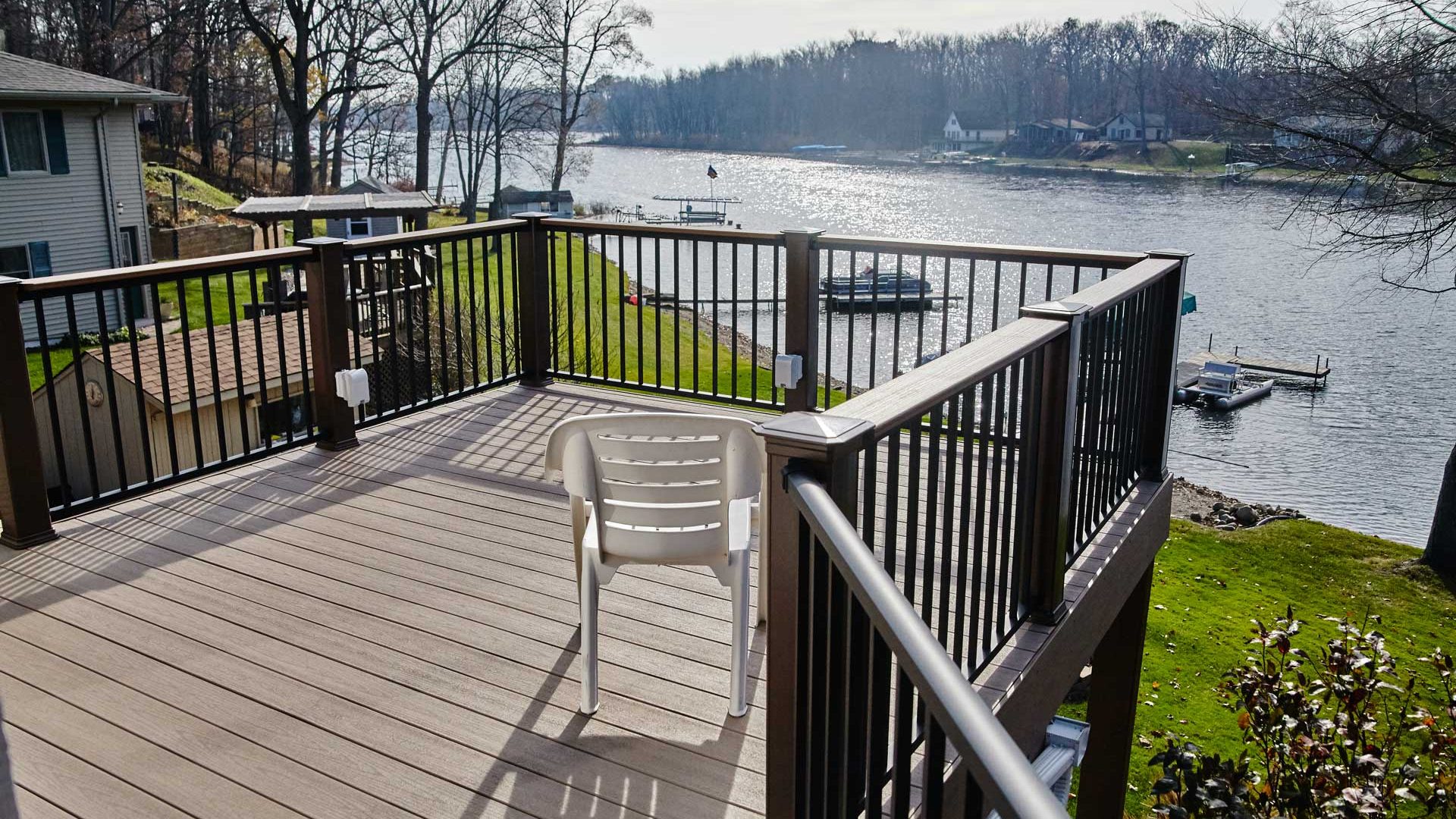 deck-elevated-composite-black-pickets-web